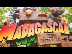 [4K] Madagascar A Crate Adventure Ride And Christmas Show | Universal Studios Singapore