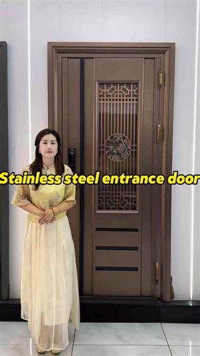 Share a minimalist and stylish stainless steel entrance door. Exquisite craftsmanship, sturdy and durable, secure and burglar-resistant—adding safety and peace of mind to your home.#garagedoor #exteriordoors #singledoor #entrydoor #frontdoor