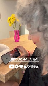 Le mostré mi nueva canción a mom Amanda Miguel y así reaccionó. 🙊 ¡Vayan a ver el video!​ Aquí puedes escuchar 'Vida Oculta': https://tango.ffm.to/vidaoculta​ 🤍 | Ana Victoria