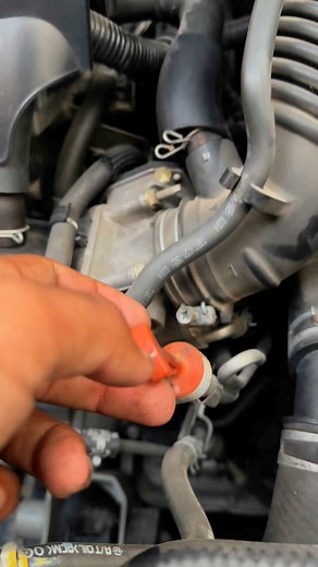 Gear Oil Gauge Open Trick #gear #oil #gauge #open #trick #alsharifauto #asacarinformation #carrepair #carmechanic #repair #mechanic #tesla #hafizabad #advice #million #fyp #bs #foryou #tiktok #pakistan #electrician #automotive #liquimoly #maintenance #spark #bscarinformation | Al Sharif Auto Care