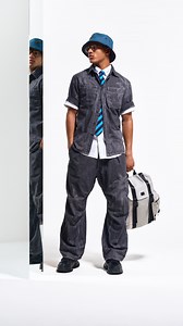 Inspired by 90s relaxed silhouettes, G-Star adds effortless versatility to denim wear. | G-STAR