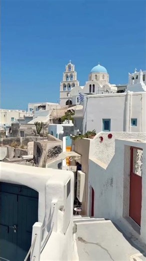 Santorini: ✨ The Island Where Every Sunset Feels Like Magic 🇬🇷🌅✨ ✨