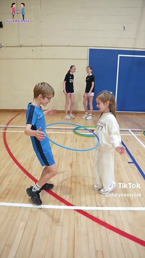 Hoop Balance 🔄🟣 A quick team challenge that gets pupils moving, thinking, and working together!⚡ 🧠 How to Play: 🔸 Split pupils into teams 🔹 Place a pile of hula hoops at each team’s beginning cone 🔸 One at a time, pairs of pupils pick up a hoop and place it between them 🔹 They aim to get all their team’s hoops onto the end cone by walking together 🔸First team to get all hoops on the cone wins! 🏆 🎯 Skill Focus: TEAMWORK • SPEED • COORDINATION • STRATEGY 🔥 Why it’s great for PE: ✅ Fast-