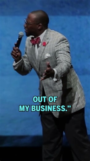 Don't poke me...😒 #socialmedia #whatchanotgonedo #grown #standupcomedy