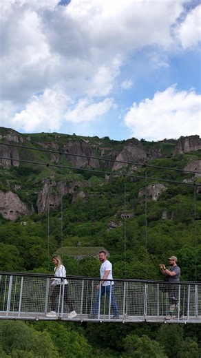 Khndzoresk #armenia #syunik #goris #гидвармении #гидпоармении #yerevan #гидвереване #khachik_tour