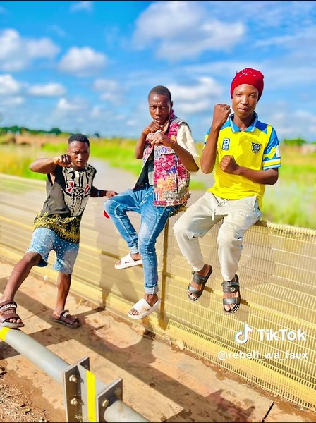 rebell 🇨🇩 wa 🇸🇳 faux 🔥🔥 (@rebell_wa_faux)’s videos with son original - MR ETOILE KISHA OFFICIEL