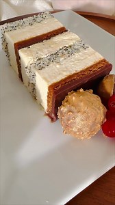 101K views · 2.4K reactions | Cele mai delicioase prajituri, sunt cele preparate in casa, cu ingrediente simple si un pic mai multa pasiune! 殺 | Pasiune dulce Lacri C | Facebook