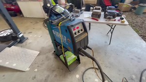 1K views · 163 reactions | With a broken balancer we had only one choice. A quick 4 tacks with the welder my man Reuben from DMW Industries has supplied us and we are away 落 thanks Reuben 酪 | The Springs 4x4 Park | Facebook