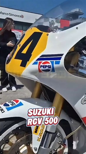 2.1K views · 102 reactions |  The SUZUKI RGV500 — The 2-Stroke...