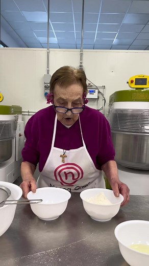 1M views · 19K reactions | Prima la descrizione in italiano poi in...