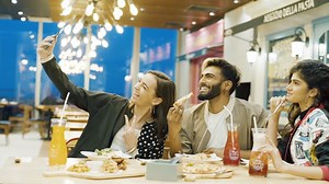 PastaMania Sri Lanka is now at One Galle Face Mall PastaMania Sri Lanka is bringing more to the table! As we opened our second outlet at the One Galle Face Mall, 5th floor on the 8th of November 2019! - Our outdoor deck has the most stunning view of the Galle Face Green - Enjoy our pasta, pizzas and quench your thirst with our signature carafes 🙌🏻. - We are the Pasta People and we are waiting to serve you! - A very big thanks to Fashion Market.lk for the beautiful garments that y’all provided.