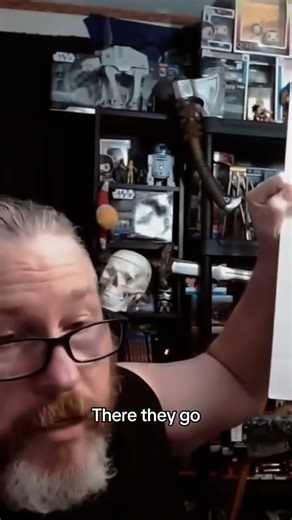Watch These Oil Paints Come Alive The Secret to Achieving Flowing Details 1