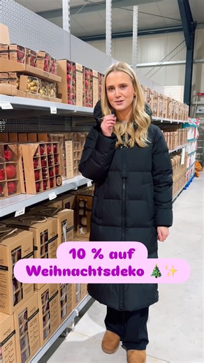 Paulnala Lagerverkauf on Instagram: "10 % Rabatt auf Weihnachtdeko! 🎄 Nur bis zum 06.12.2025, alle Angebote solange der Vorrat reicht! 🚨🛒 Übrigens haben wir auch Adventskalender, weihnachtliche Getränke, Backmischungen und Pläzchen-Toppings! 🤩 Wir freuen uns auf euch! Kommt uns von montags bis samstags (10:00 bis 18:00 Uhr) unbedingt besuchen! ☺️🛒 #weihnachtsdeko #rabatte #lagervekauf #sale #sparen #lagerverkauf #sparen #weihnachtsdeko #christmas #homedecor #weihnachtskugeln #weihnachten #a