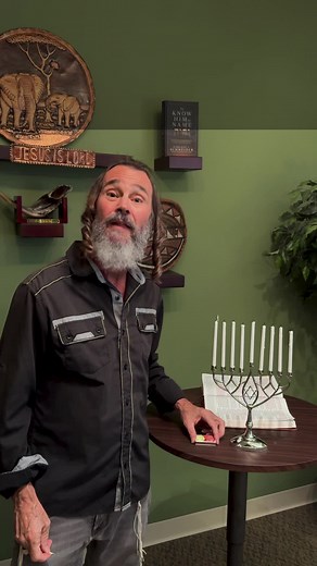 Tonight is the final night of Hanukkah and Rabbi Schneider would like to send you off with a final blessing. #hanukkah #blessing #blessingofhanukkah #rabbischneider #discoveringthejewishjesus