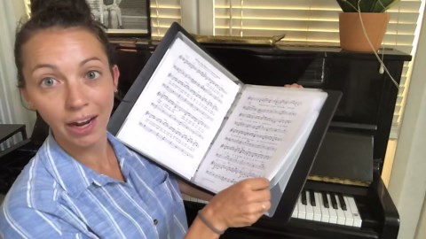 Sheet Music Folder, Choir Holder, Sheet Music Organizer, Sheet Music Binder, for Choir Singer, Stage Performance Letter Size Music Binder 40 Pages Capacity Writable Choir Folder (Black)