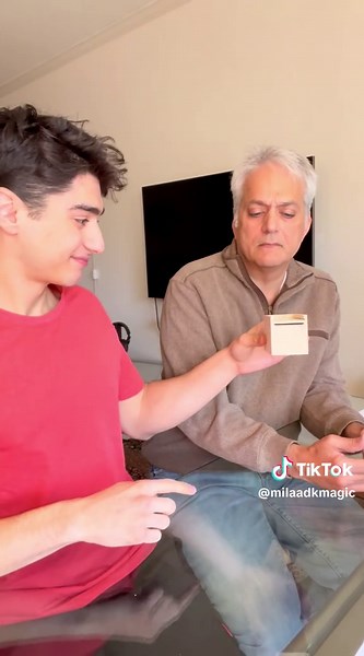 Magic Spider Trick Tutorial: Scare Your Dad!