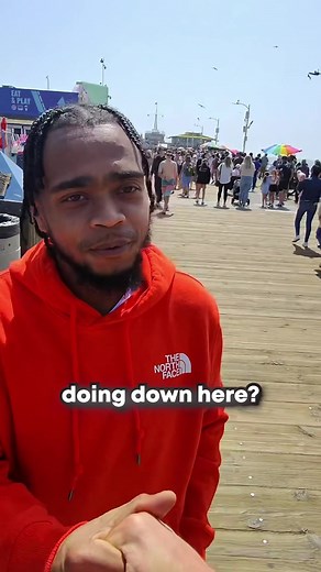 She wasn’t buyin it…💀 #carsoncox