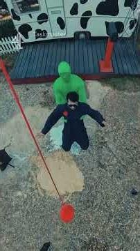 Kumail Nanjiani getting hit in the groin: A cinematic masterpiece #Taskmaster