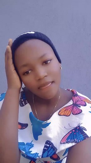 Princess Eva (@princess.eva97)’s videos with original sound - Anilyrics✍🎶