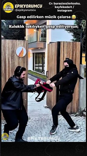 Kulaklık takılıyken başıma gelenler! 😂 #shorts #komikyorumlar