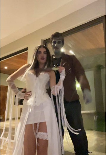 Disfraces de Halloween: Frankenstein y Novia