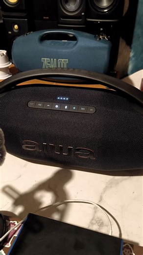 aiwa BOOMBOX AWH51BT