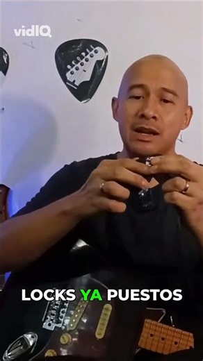 Save your guitar! Why use straplocks?