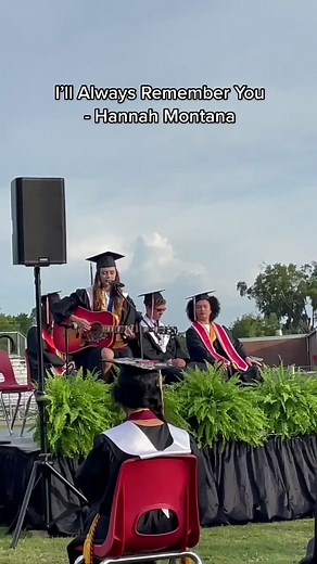blessed to be able to sing at my graduation! Here’s a little clip of our class song. #fyp #foryou #graduation #senior2021