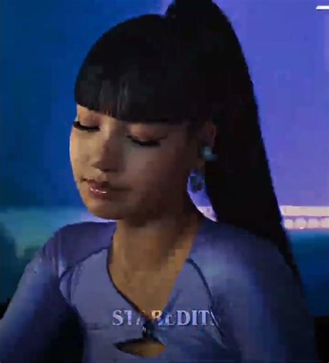 ||Happiest Birthday to our super model|| [ LALISA- SHAKE IT TO THE MAX EDIT] #lisamanoban