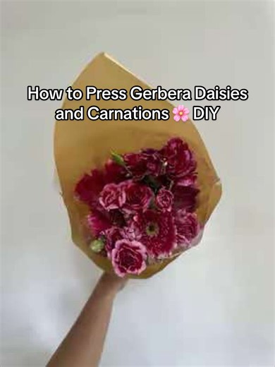 How to Press Flowers: A Step-by-Step Guide