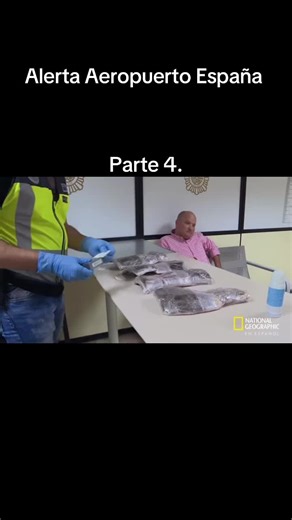 Detención en Aeropuerto: Pasajero con Drogas Ocultas