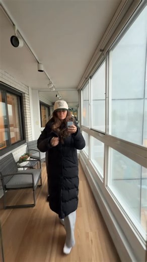 Sara Uy on Instagram: "Part 9 of the apartment hunt UPDATE🩵🩵 #nyc #nycliving #nyclife #nycrealestate #realestategoals #realestate #nycapartments #nycapartment #apartmenttour"
