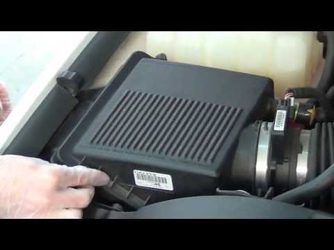 Air Filter Replacement 2000-2006 Chevrolet Tahoe, Suburban, Silverado