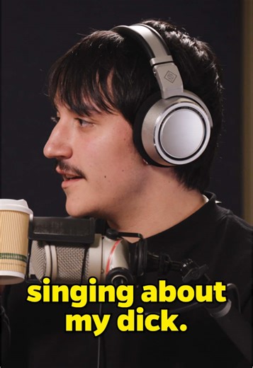 @Artemas ‘breathing heavily into a microphone and singing about my dick’ 🍆 🤣 🎧 Listen to the full audio episode wherever you listen to podcasts or head to link in bio. 📹 Watch full video episode on Patreon, link in bio. Huge thanks to our friends at @baltic_studios_ for having us i 🙏🙏🙏 #artemas #tobydaintree #lovercore #newepisode #music podcast, #musicproduction