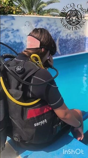 Swinging pool dive skils with fun