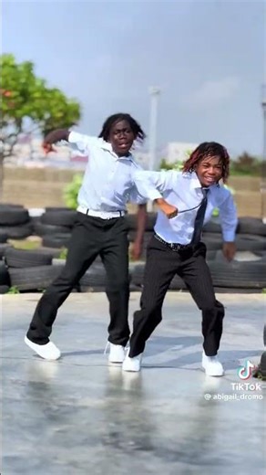 Biskit & Abigail no come to play #dance #biskit #abigail #dancer #dwpacademy #danceshorts