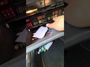 BMW 3 series e46 central locking issue and remote key issue fixed and programmed.