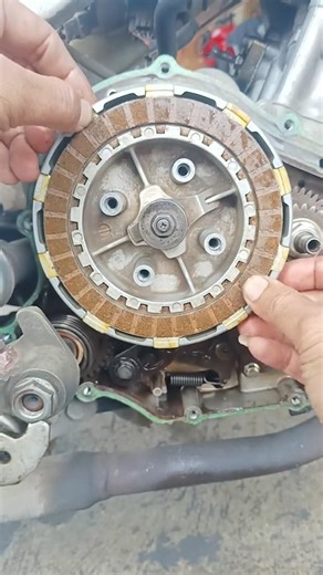 Clutch Plate Ka Sahi Tarika | Slip Problem Solve! 😲#motorcycle #automobile
