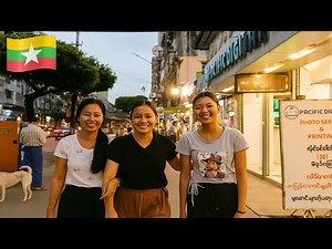 🇲🇲 A Good Evening Stroll Through Yangon's Vibrant Downtown Streets