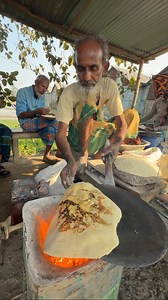 1.2M views · 6.8K reactions | Unique Roti Making Skills On Coal Fire - Healthy Street Food  #fblifestyle #streetfood | Food Show | Facebook