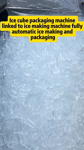 Ice cube packaging machine connected to ice maker for fully automatic ice making and packaging #packagingmachinefactory #icepackagingmachine #icecubepackagingmachine #icecubepackagingmachine #icepackingmachine #iceflakepackagingmachine