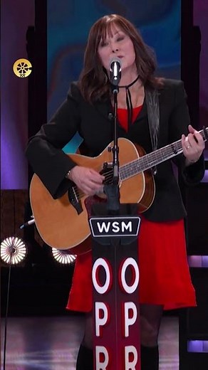"Aces" Suzy // Opry LIVE