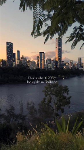 The kind of view that makes you stop and stare 🤩 Sunset over the Brisbane skyline from the Kangaroo Point Cliffs - no filter, no notes. Send this to your favourite sunset person 🌇 📸 @kal.r.z #VisitBrisbane #BrisbaneViews #GoldenHour [ID: A view of the Brisbane City skyline and the river at sunset, with skyscrapers tinted gold in front of fluffy orange clouds] | Visit Brisbane