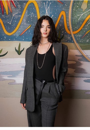 Explore Dior Couture Highlights with JISOO and Jenna Ortega