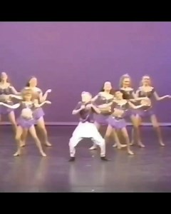 285K views · 3.8K reactions | A young Ryan Gosling dancing in 1992. I love this so much … he is serving so much swagger in that silk shirt and @mchammer pants I have not been able to stop watching it! #90’s | Jewel | Facebook