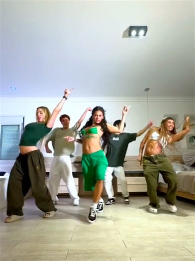 Dc @Jay 🦎✨ TÁ MUITO BOM ESSE VÍDEO #chango