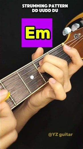 Easy Strumming For Beginners #guitartutorial