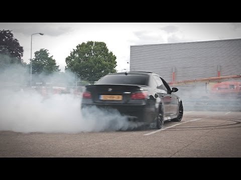 BMW M5 Drifting! - LOUD V10 SOUND! - 1080p HD