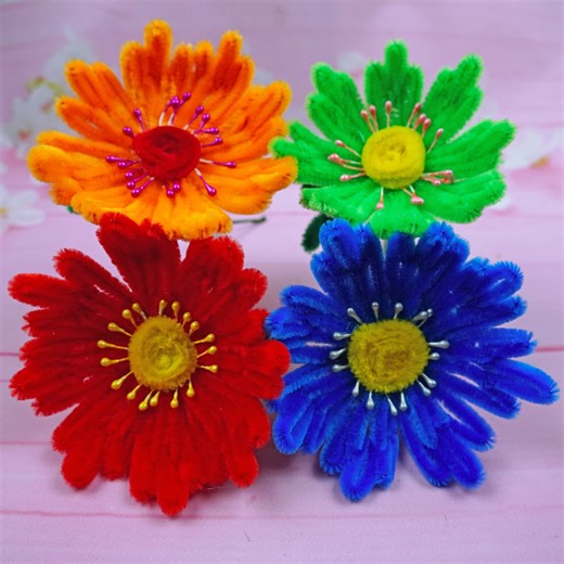 Step by step guide to creating lifelike handmade flowers for decorating your home using simple materials and techniques. | Creative Art & Craft Ideas