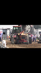 10K views · 218 reactions | Case 1370 Farm Stock Tractor gets the wheels way up there!! #tractorpulling #diesel #casetractor #turbo #tractorpull #dieselpower #turbocharged #case1370 #horsepower #motorsport #caseih | Thurston Pulling Photos | Facebook
